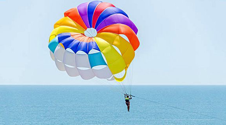 Parasailing in Mauritius